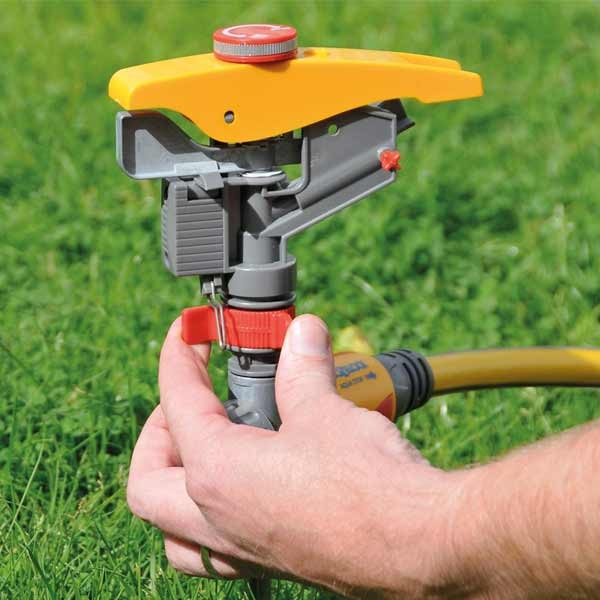 Hozelock Pulsating Sprinkler