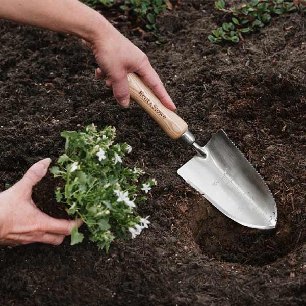 Kent & Stowe The Capability Trowel