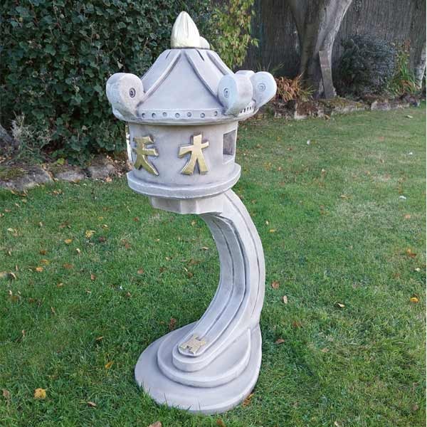 Curved Lantern Oriental Stone Garden Ornament 22cm