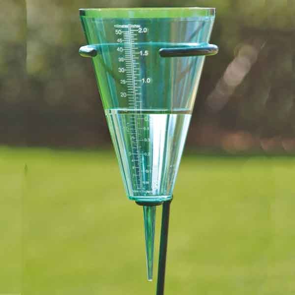 Growers Choice Rain Gauge Wire Holder