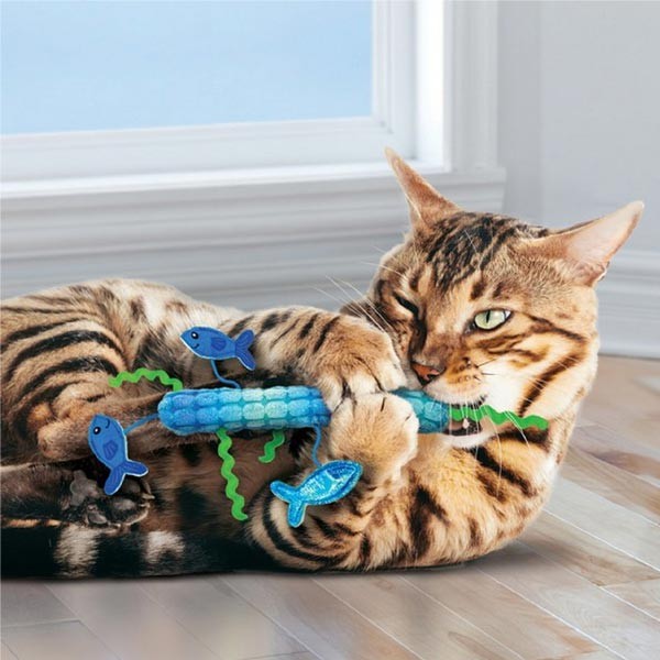 KONG Kickeroo Stickaroo Cat Toy